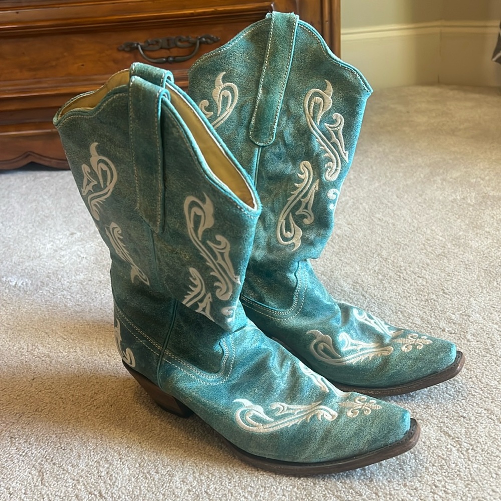 Aqua/Turquoise Corrall Cowboy Boots